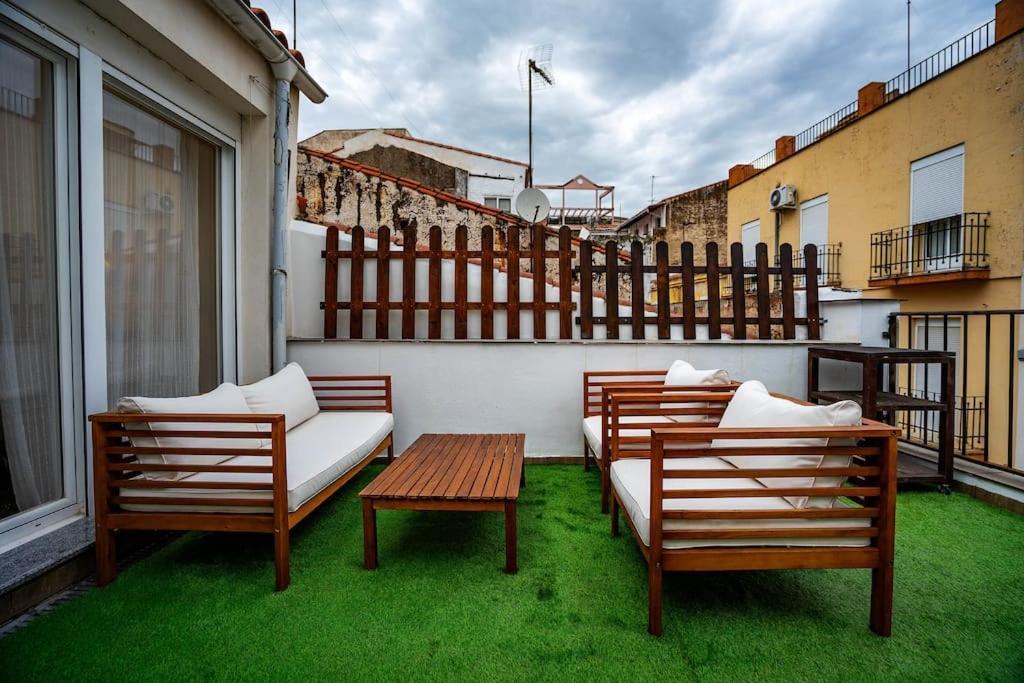 El Castuo Centro Historico Con Parking Apartment Caces Екстериор снимка