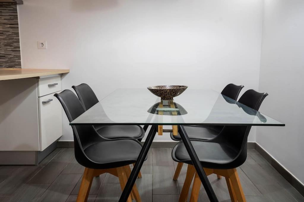 El Castuo Centro Historico Con Parking Apartment Caces Екстериор снимка