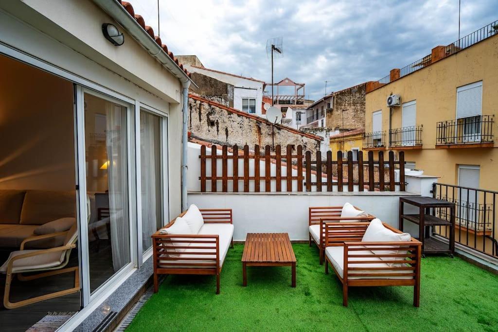 El Castuo Centro Historico Con Parking Apartment Caces Екстериор снимка