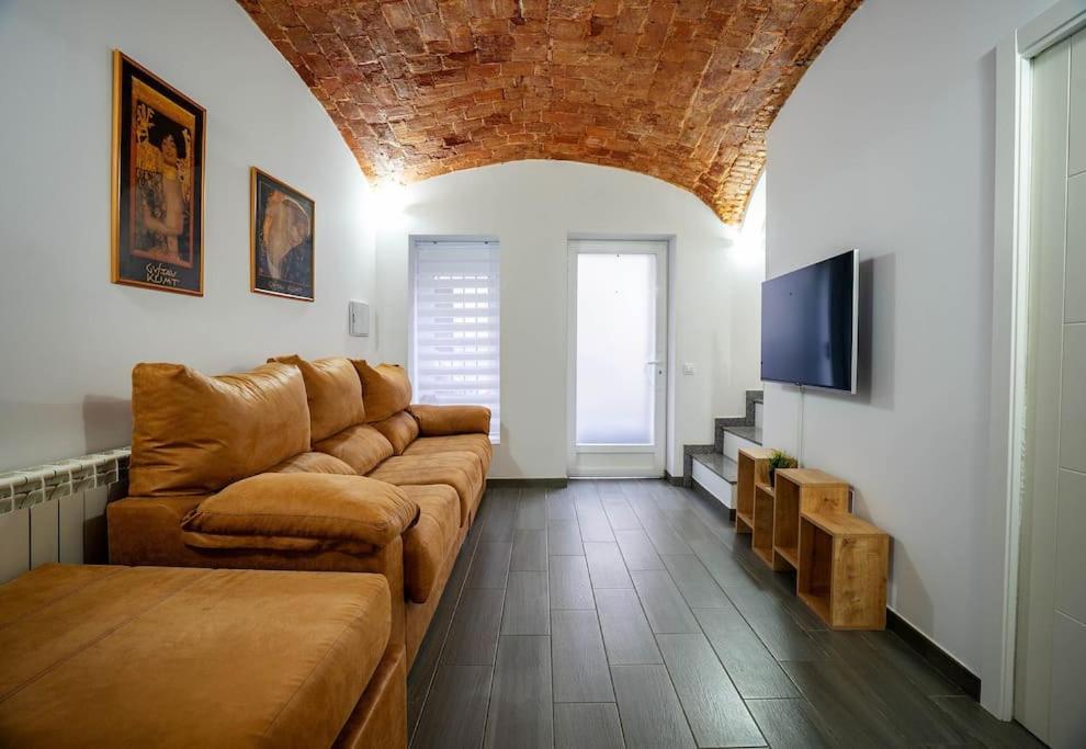 El Castuo Centro Historico Con Parking Apartment Caces Екстериор снимка