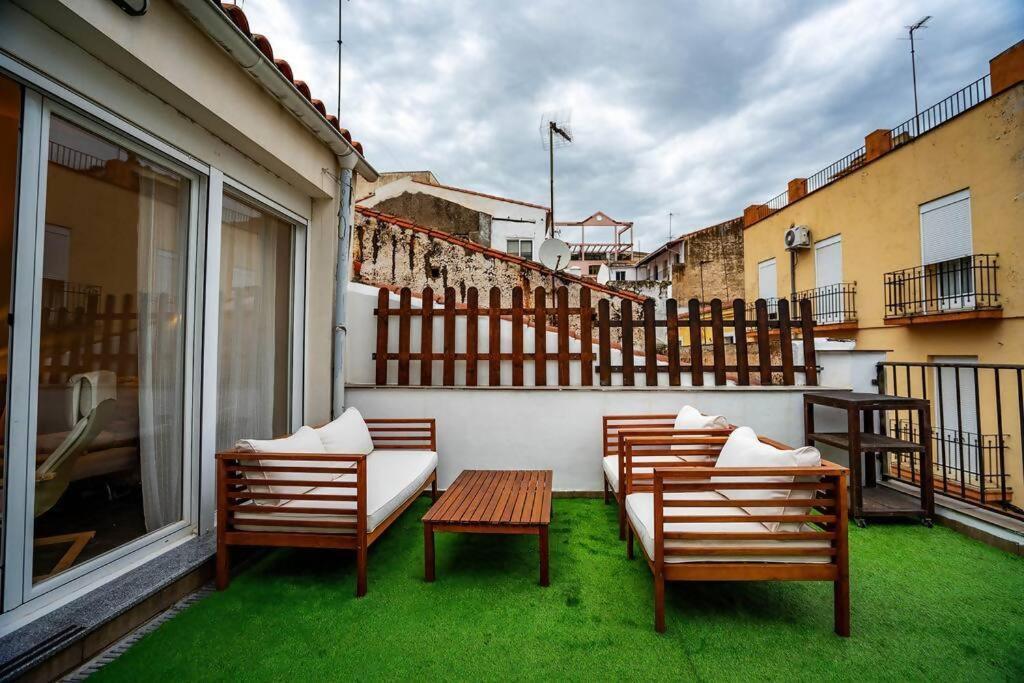 El Castuo Centro Historico Con Parking Apartment Caces Екстериор снимка